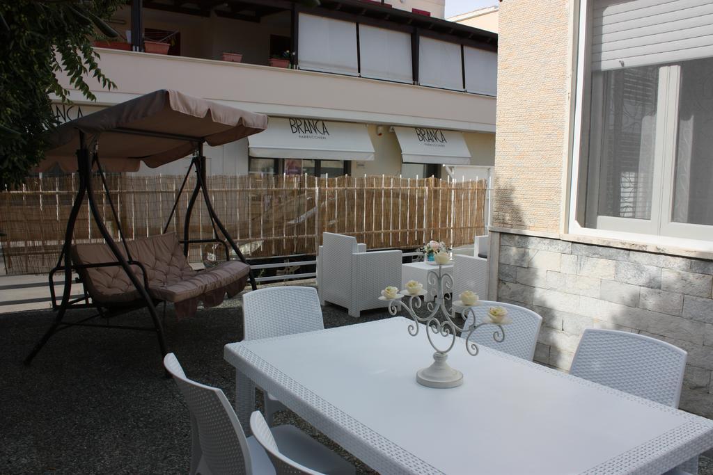 Villetta Angela Torre San Giovanni Ugento Exterior photo